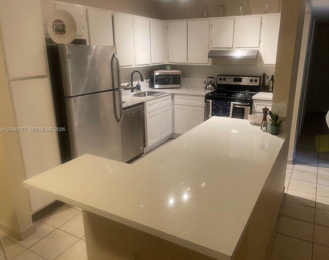 Foto del edificio - 9002 SW 137th St