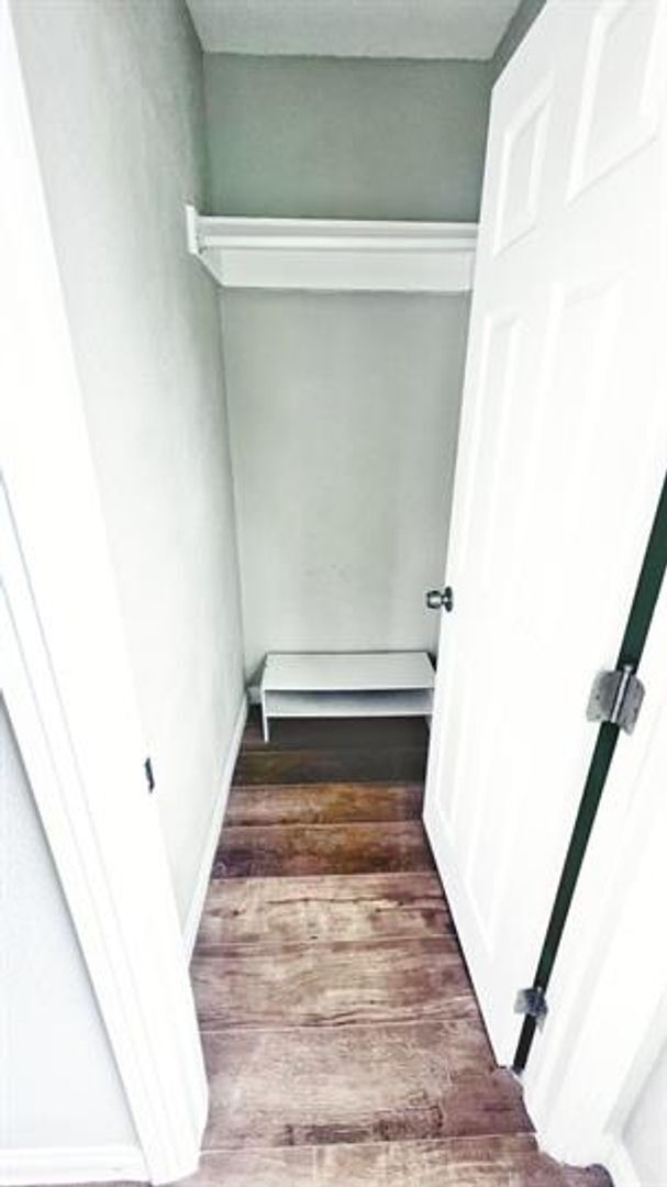 Foto del edificio - 759 N Caswell Ave