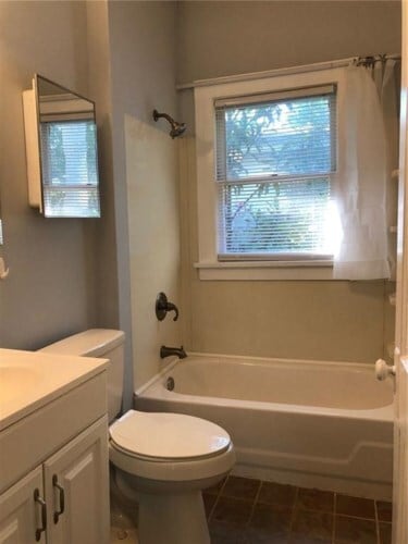 Building Photo - 2315 15TH AVE