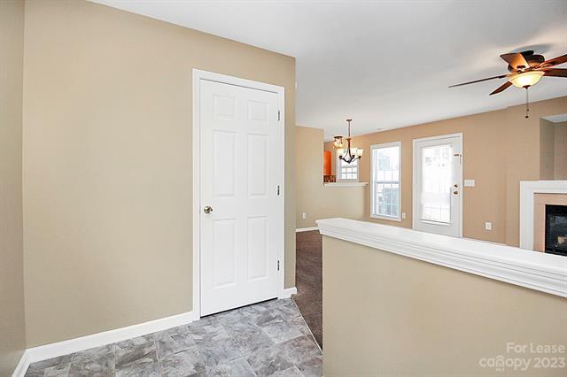 Building Photo - 1815 Butterfly Ln