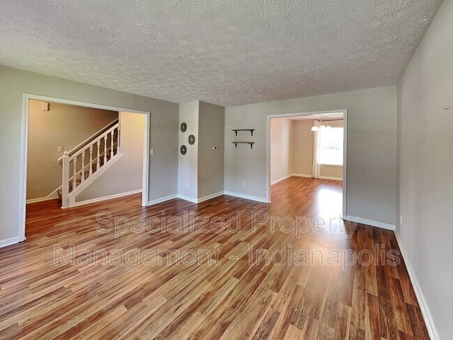 Building Photo - 11121 Oakspring Ct