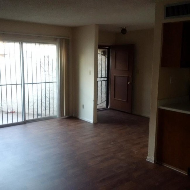 Foto del edificio - 2644 N 43rd Ave