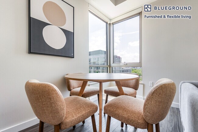Foto del edificio - 301 M St SW