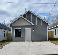 Building Photo - 11917 Nelwood St