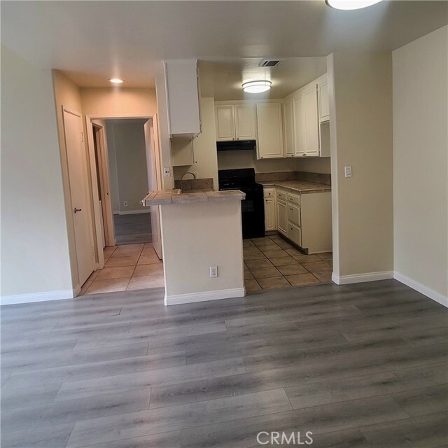 Foto del edificio - 5060 Kester Ave