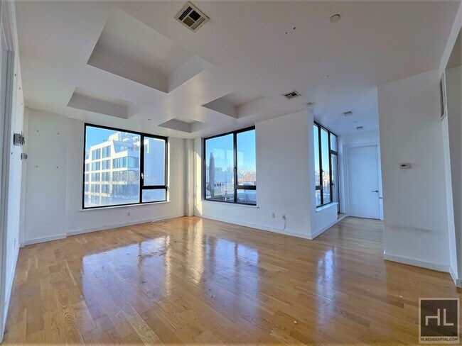 Building Photo - Luxurious 2 bedroom/2 Bathroom apt w/ huge...