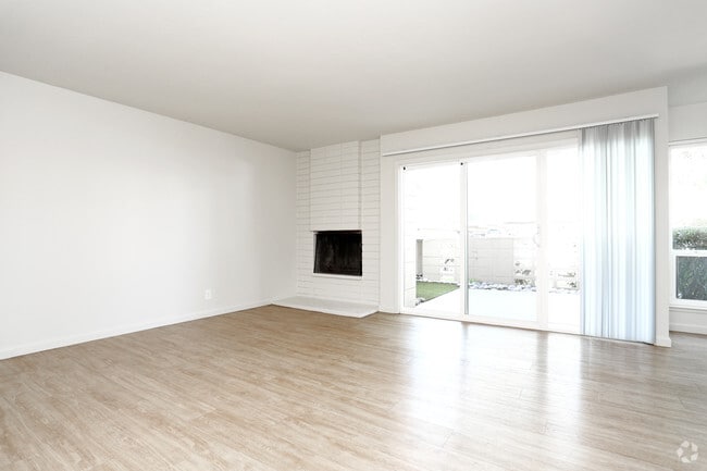 Interior Photo - Carriage House