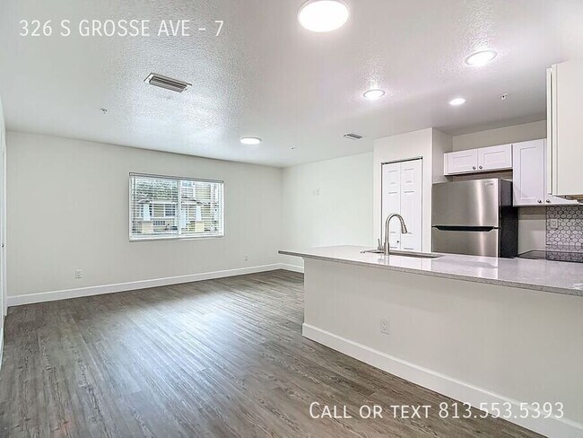Building Photo - 326 S Grosse Ave