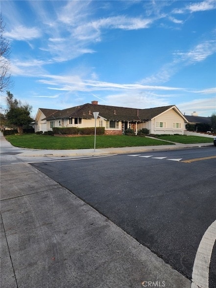 Foto del edificio - 1260 Somerset Ln