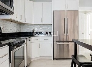 Building Photo - 7A Story St. Unit 2B