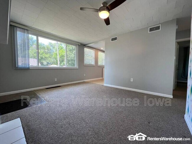 Foto del edificio - 2211 60th St