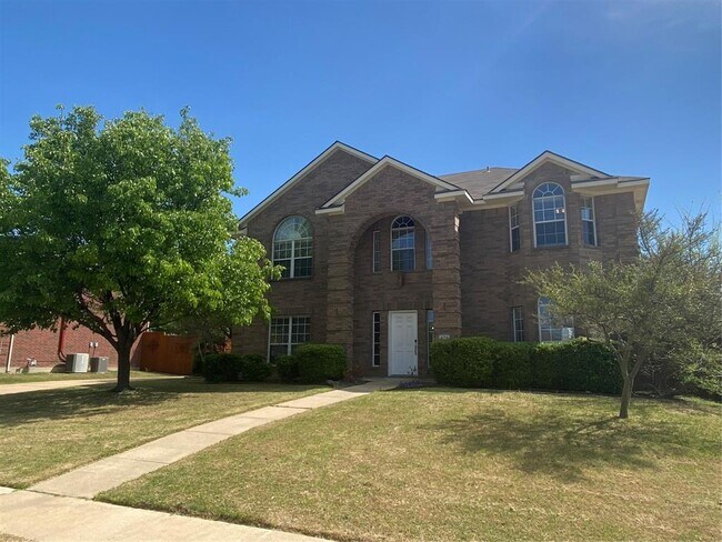 Building Photo - 474 Lakefield Dr