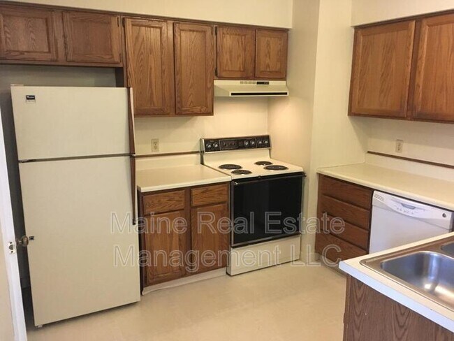 Foto del edificio - 45 Valley View Ln