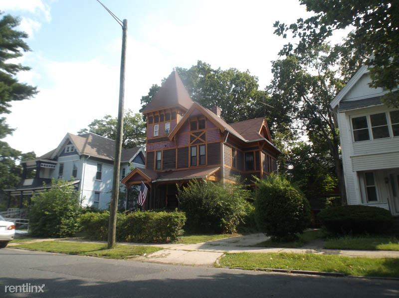 Primary Photo - 1 br, 2 bath House - 123 Buckingham St