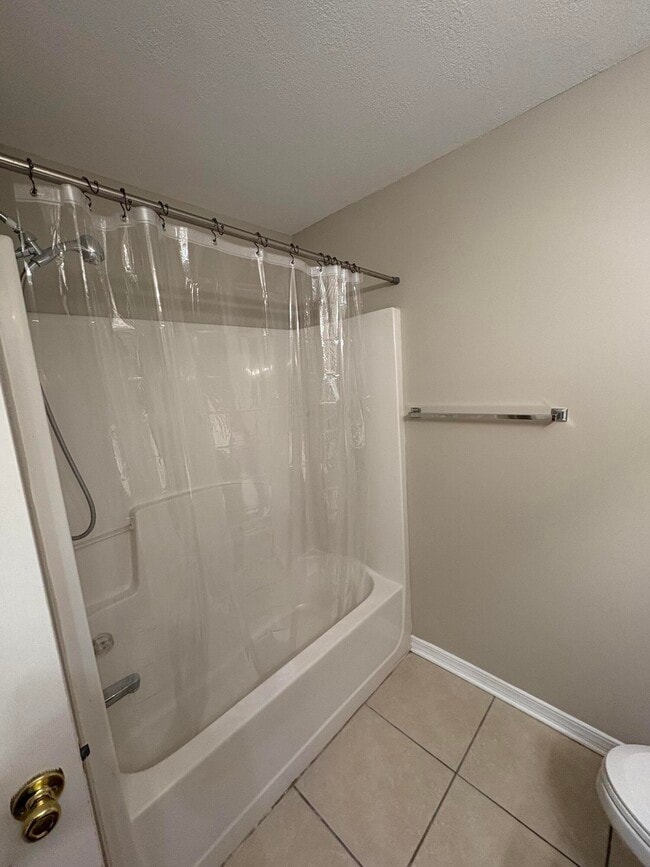 Building Photo - 2877 Aplin Rd