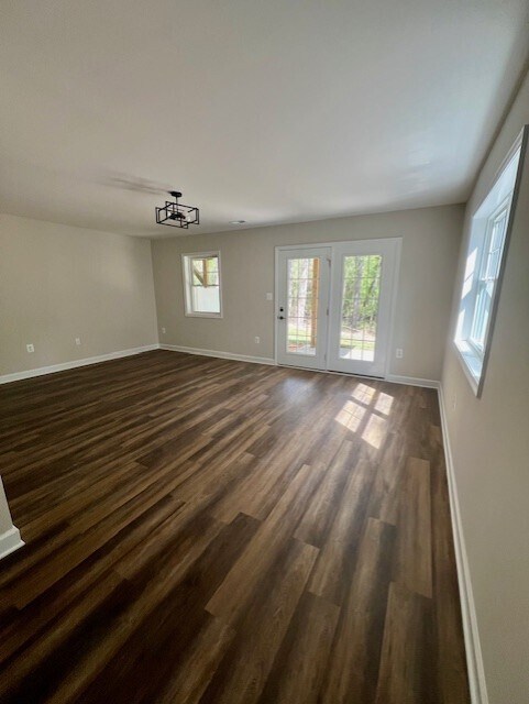 Building Photo - 1615 Palomino Trl