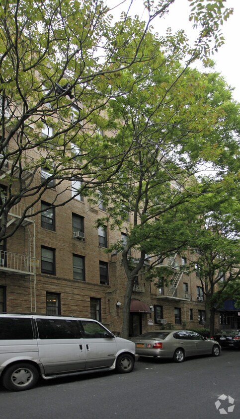 Foto del edificio - 2219 64th St