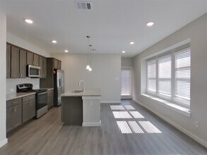 Building Photo - 2366 Bailey Flds Ln