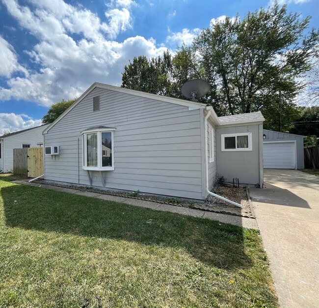 Foto del edificio - 3814 10th Avenue Ct
