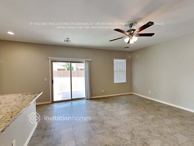 Foto del edificio - 42605 Sussex Rd
