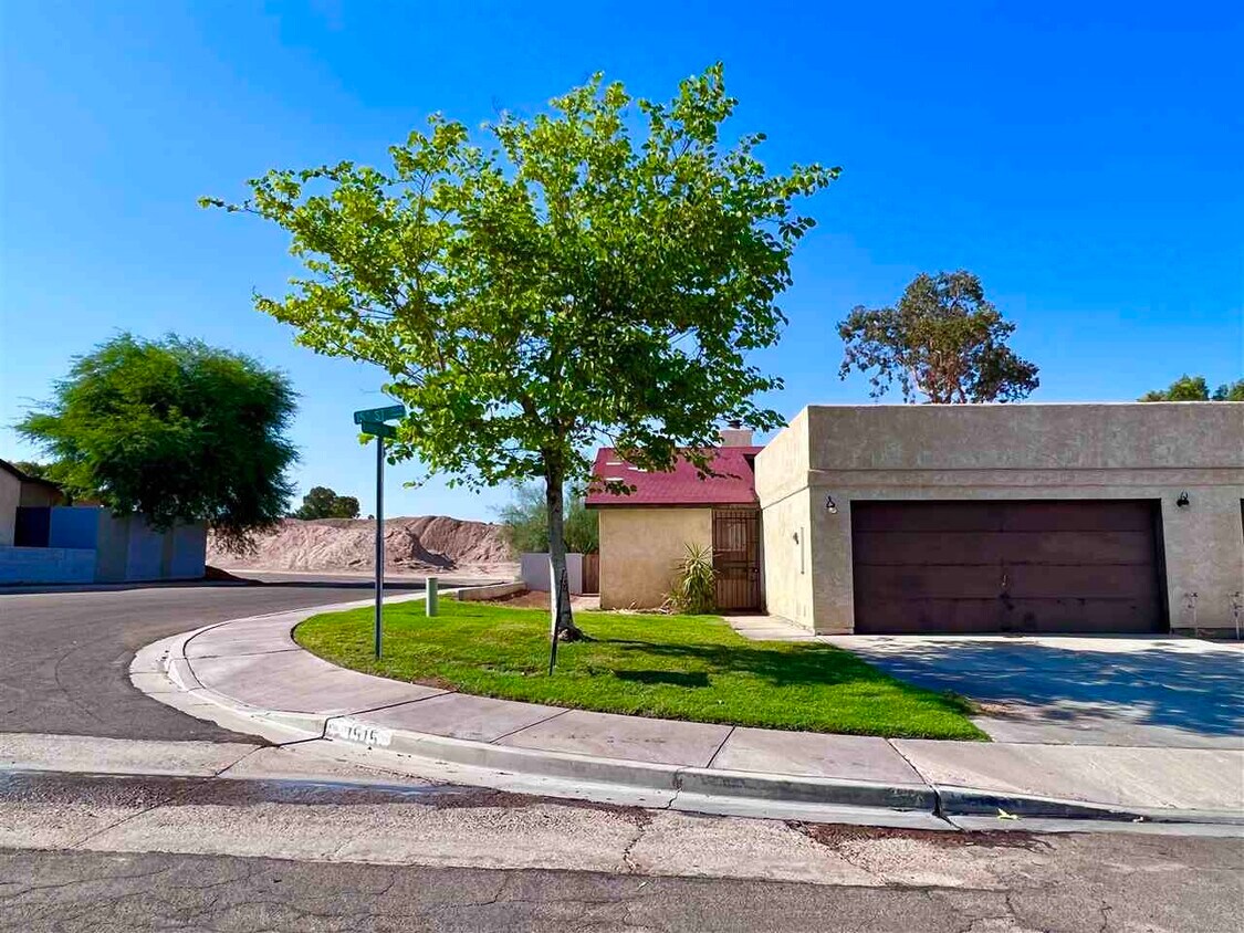 15151515 W 15th St, Yuma, AZ 85364 Condo for Rent in Yuma, AZ