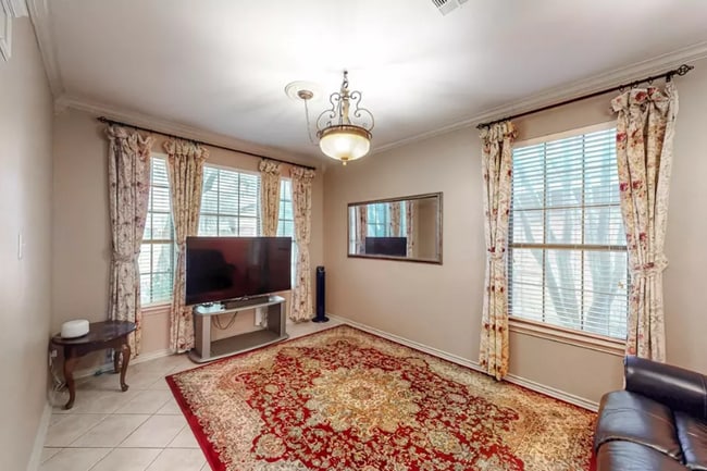 Building Photo - 1312 Cattle Crossing Dr