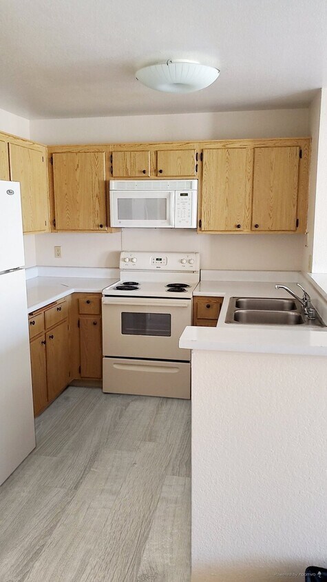 Foto principal - 3520 Lebon Dr