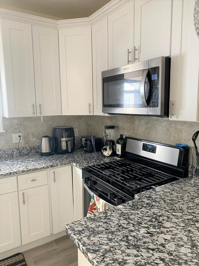 Foto del edificio - 78 Morrison Ave