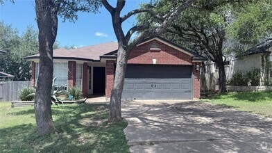 Building Photo - 1207 Darless Dr