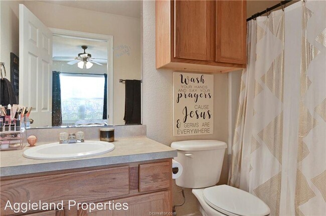 Foto del edificio - 3 br, 3 bath House - 3545 Paloma Ridge