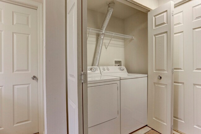 Foto del edificio - Olde Forge Townhomes