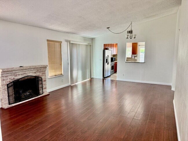 Building Photo - 3466 Siskiyou Cir