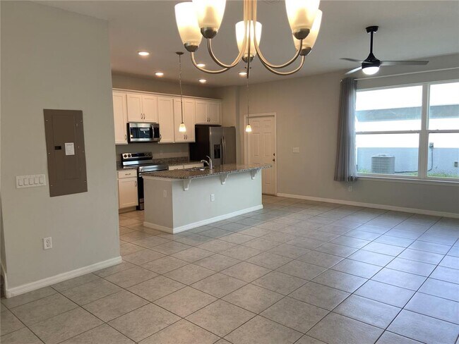 Foto del edificio - 5029 Avalon Park Blvd
