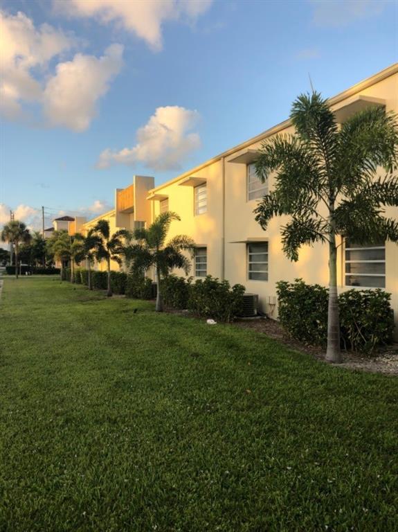 Foto del edificio - 541 NE 48th St