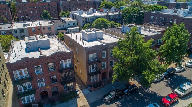 Foto del edificio - 48-39 45th St