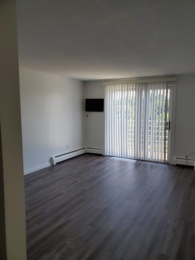 The Heights At Cape Ann Apartments 950 Heights at Cape Gloucester, MA