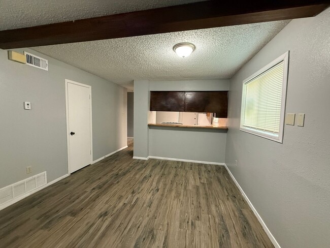 Foto del edificio - City of Five Hills Townhome!