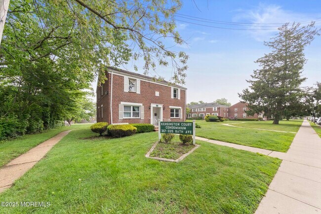 Foto del edificio - 317 Bath Ave