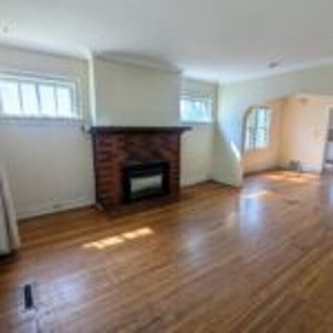 Foto del edificio - 1307 N 20th Ave E