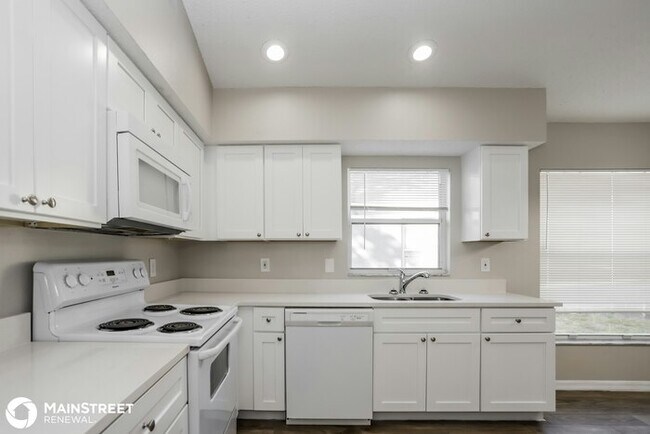 Building Photo - 10431 Hallmark Blvd, Riverview, FL 33578