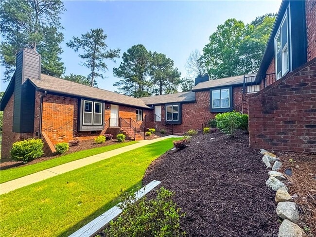 Building Photo - 531 Coronation Dr