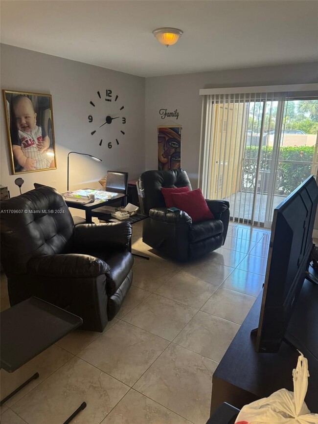 Foto del edificio - 15300 SW 106th Terrace