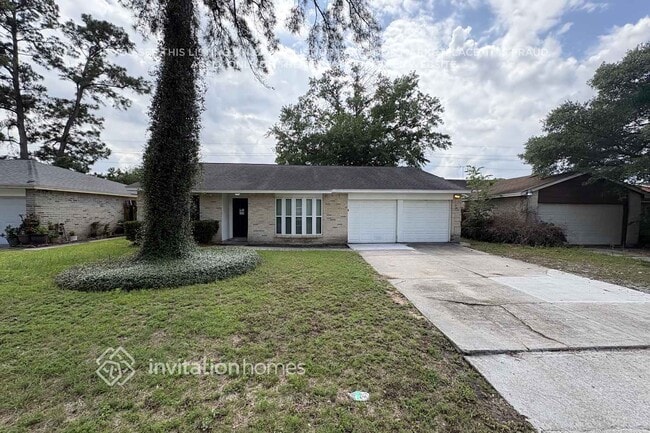 Building Photo - 23435 Verngate Dr