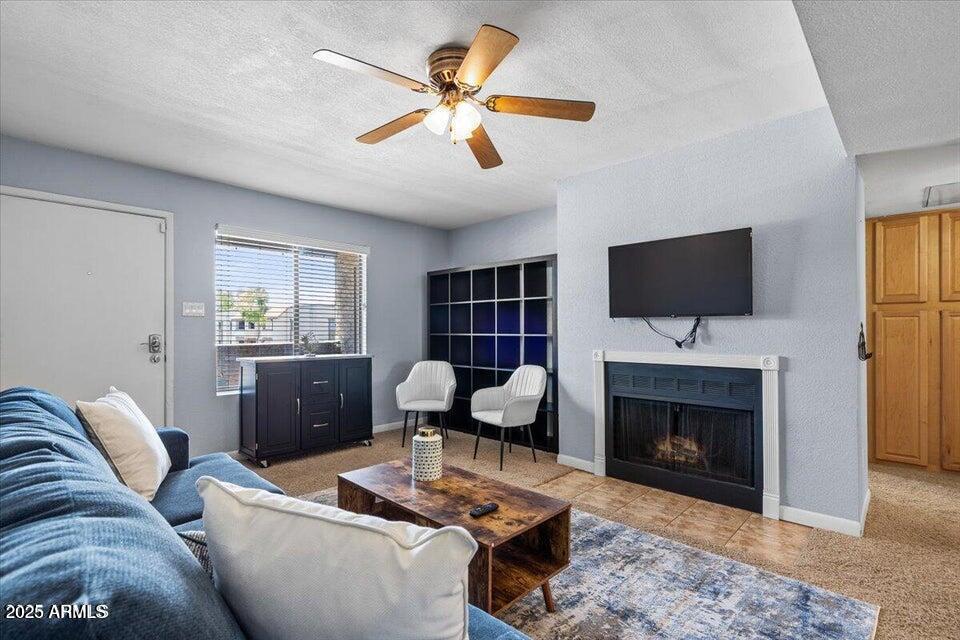 Foto del edificio - 5995 N 78th St