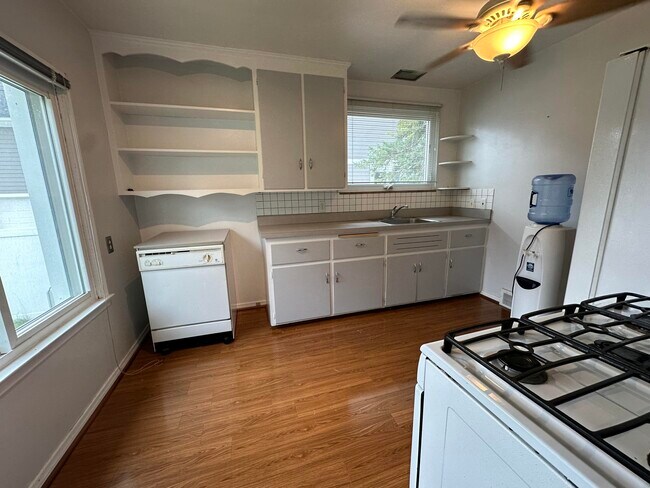 Foto del edificio - 957 Ross St