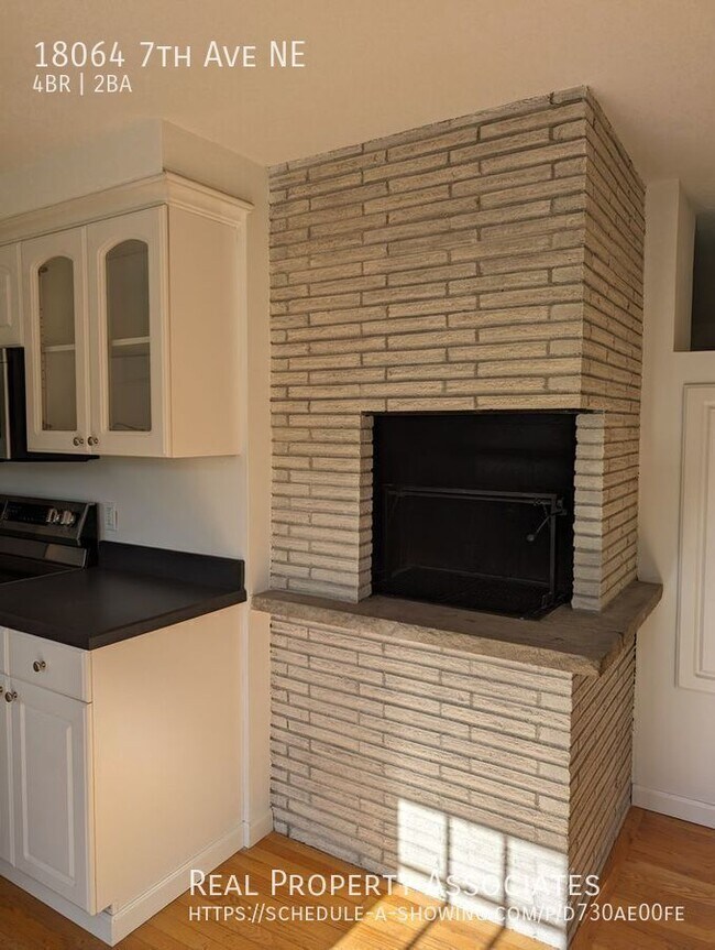 Foto del edificio - 18064 7th Ave NE