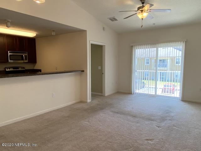 Building Photo - 6935 Ortega Woods Dr
