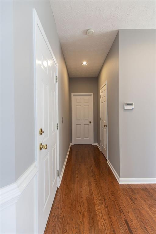 Building Photo - 3360 Shallowford Green Dr