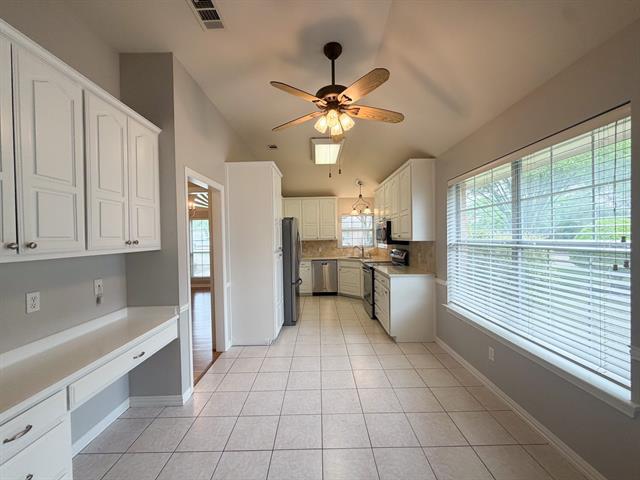 Foto del edificio - 310 Iroquois Ln
