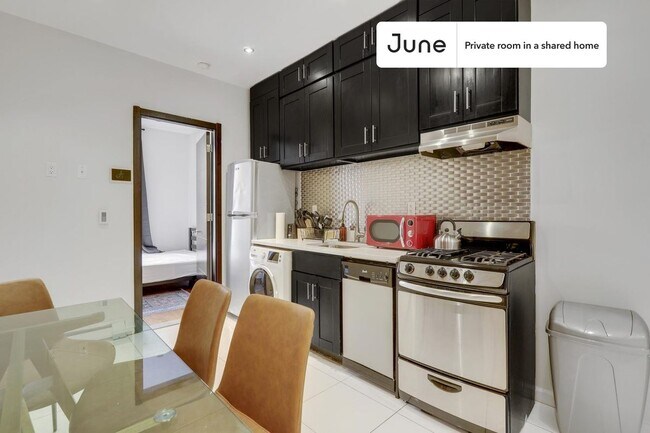 Foto del edificio - Room in Shared 4 bed/2 bath home